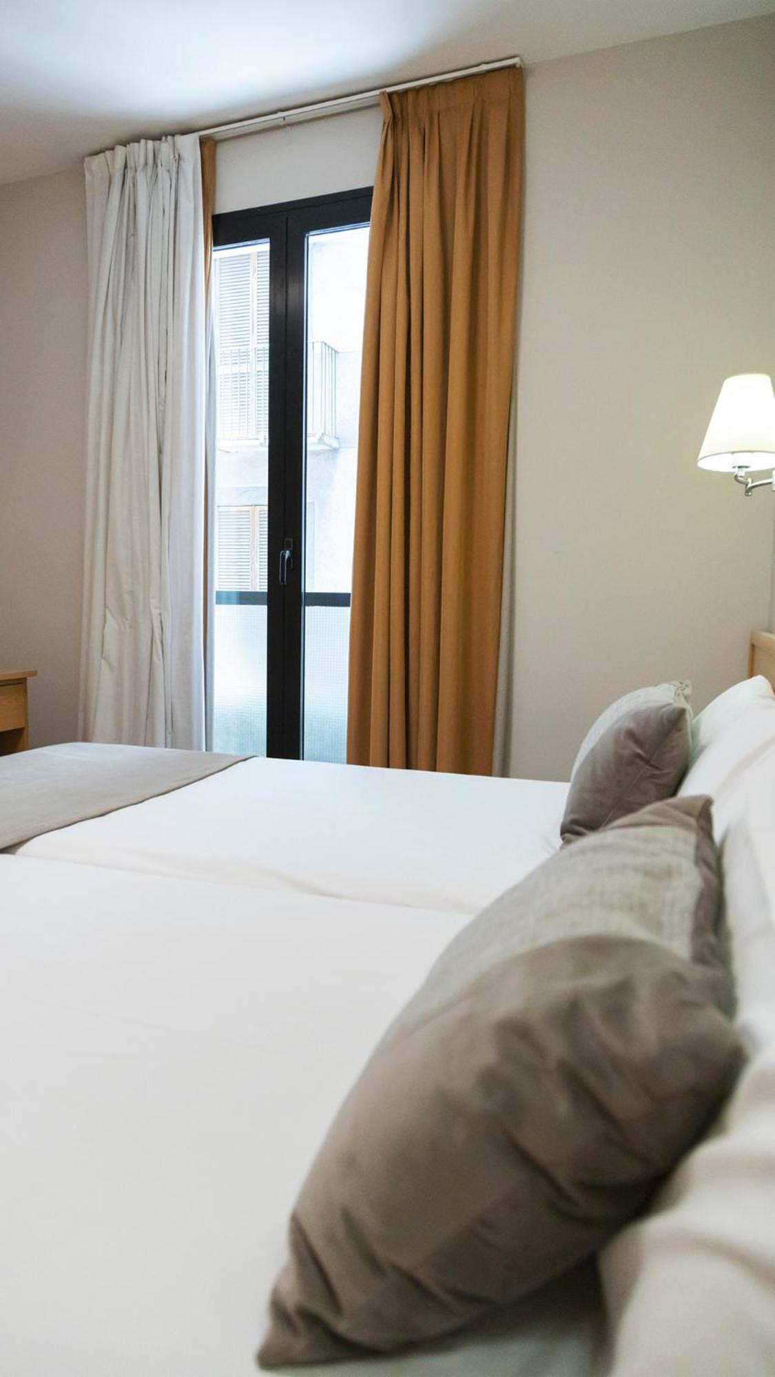 Hotel Real Лерида Экстерьер фото