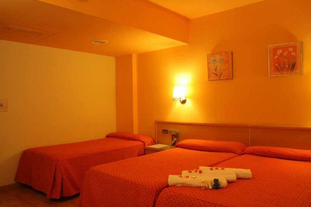 Hotel Real Лерида Экстерьер фото