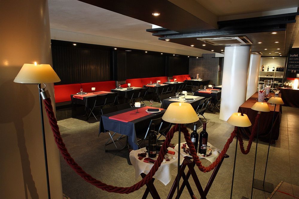 Hotel Real Лерида Экстерьер фото